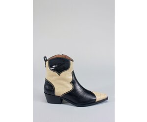 ALOHAS Buffalo Bootie Black and White Footloose Shoes