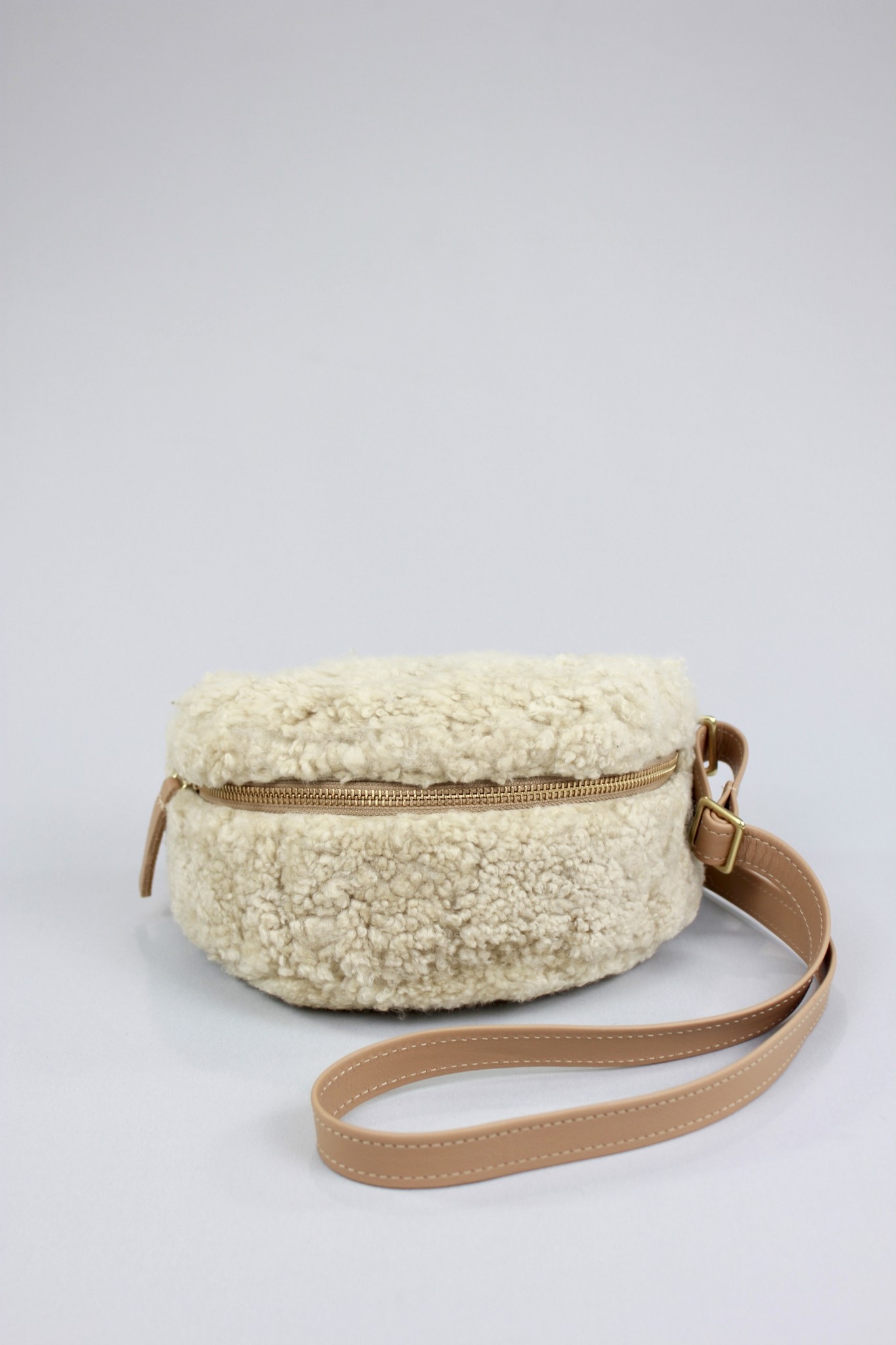 Primecut Shearling Bum Bag Oatmeal Footloose Shoes