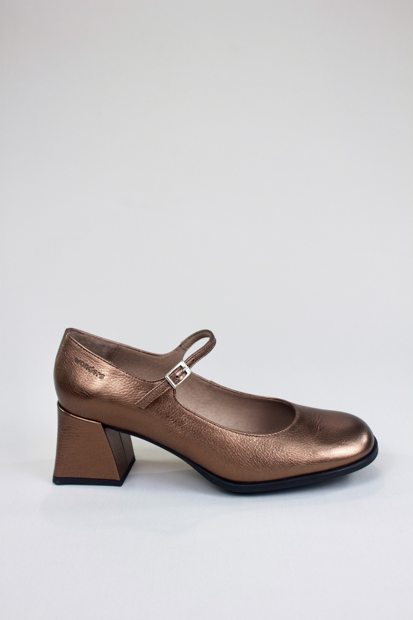 Gold mary jane shoes sale