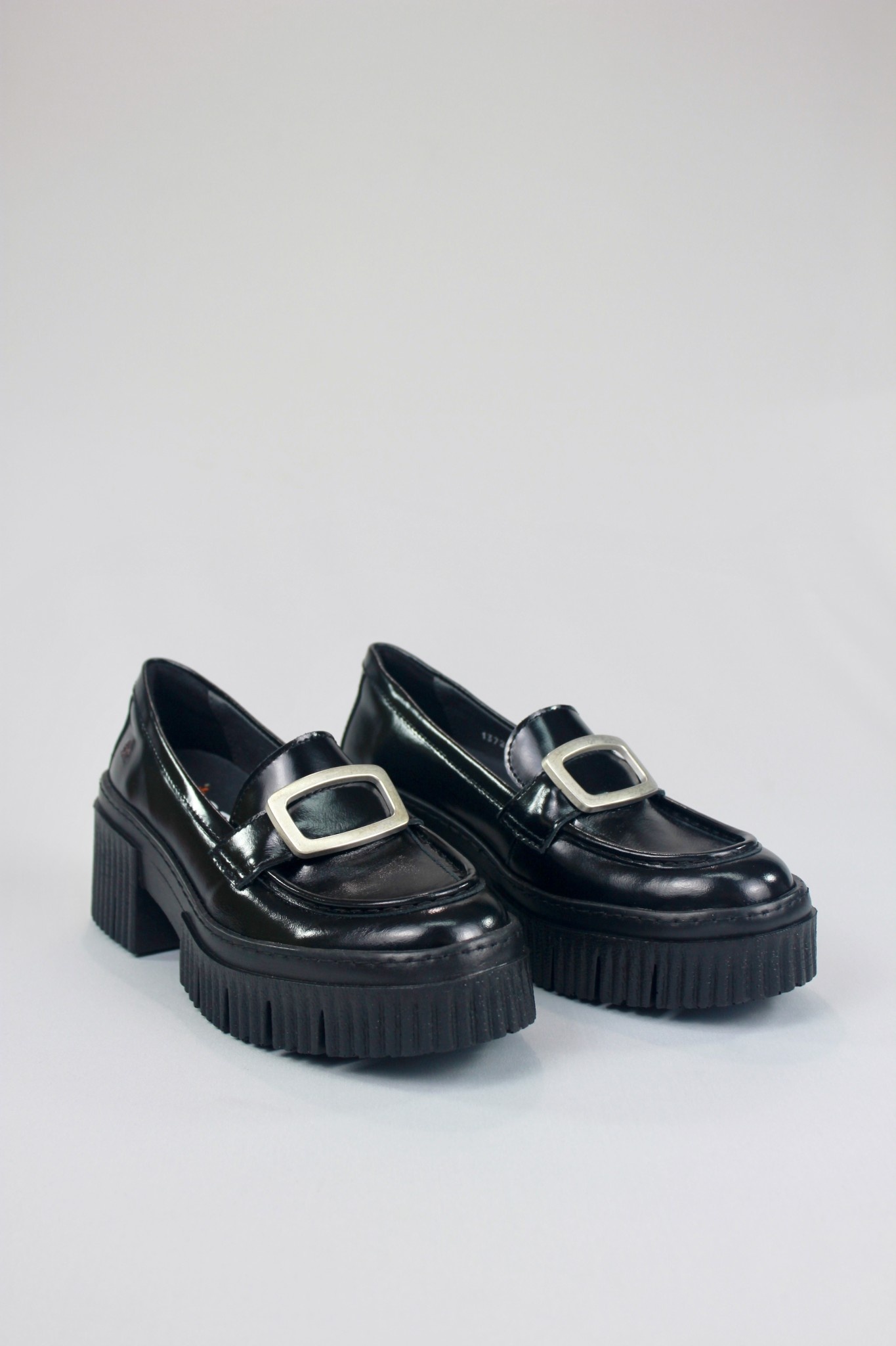 Women's Leather Moccasin Shoes with Rubber Sole & Copper for