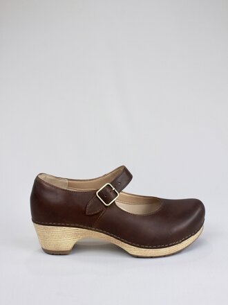 Dansko teri neutral outlet
