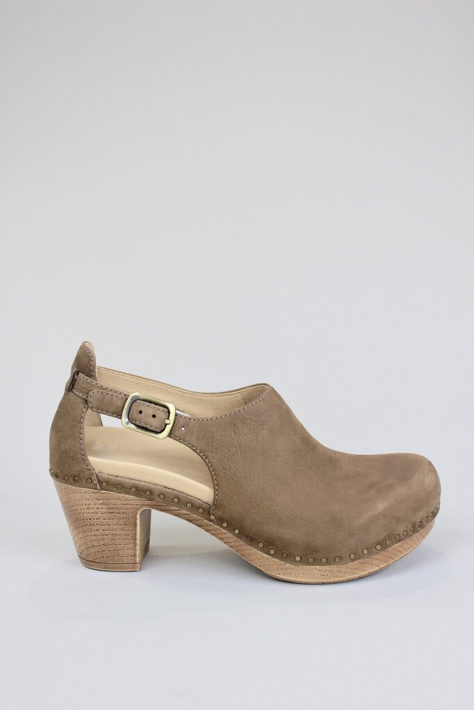 Dansko Sassy