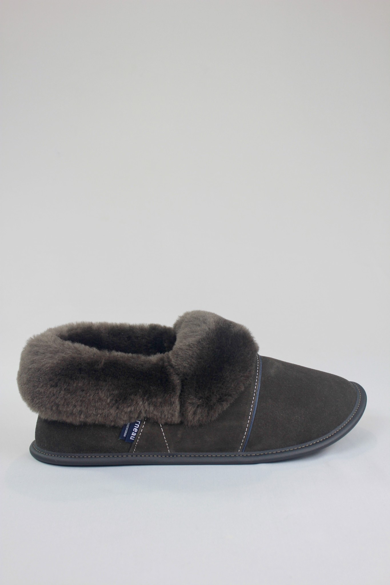 Garneau Lazybone Sheepskin Slippers (Men's) Brown Footloose