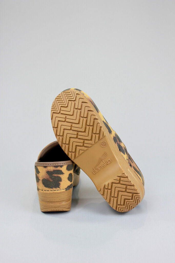 Dansko Professional Leopard