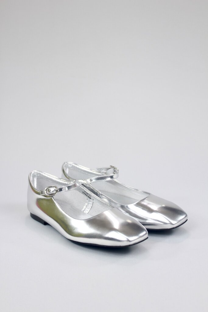 Shoe the Bear by Woden Maya Ballerina