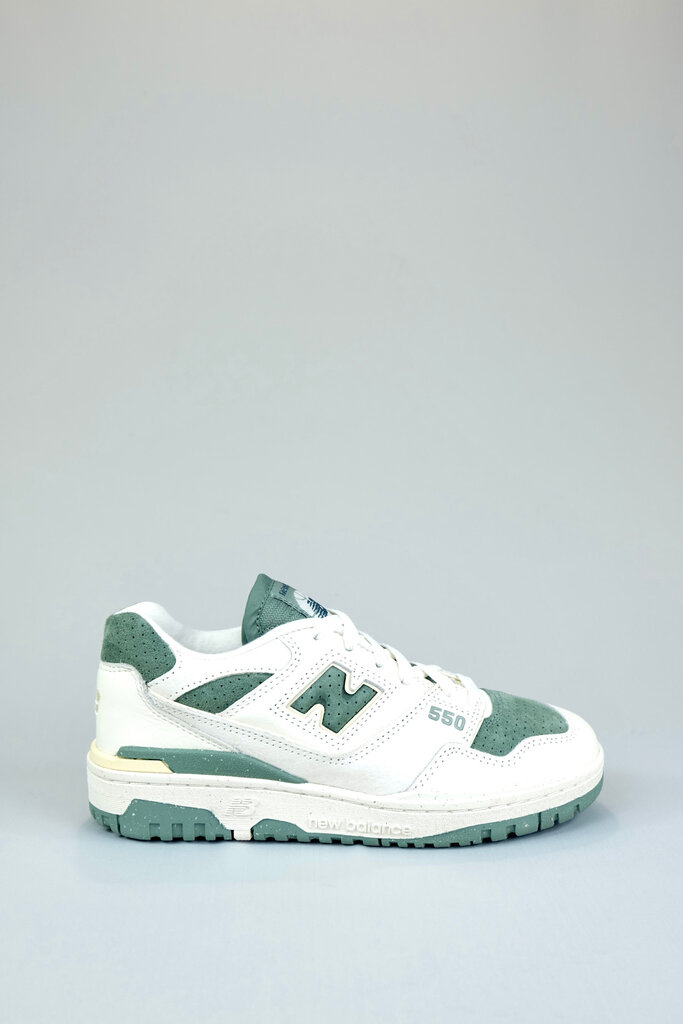 New Balance 550