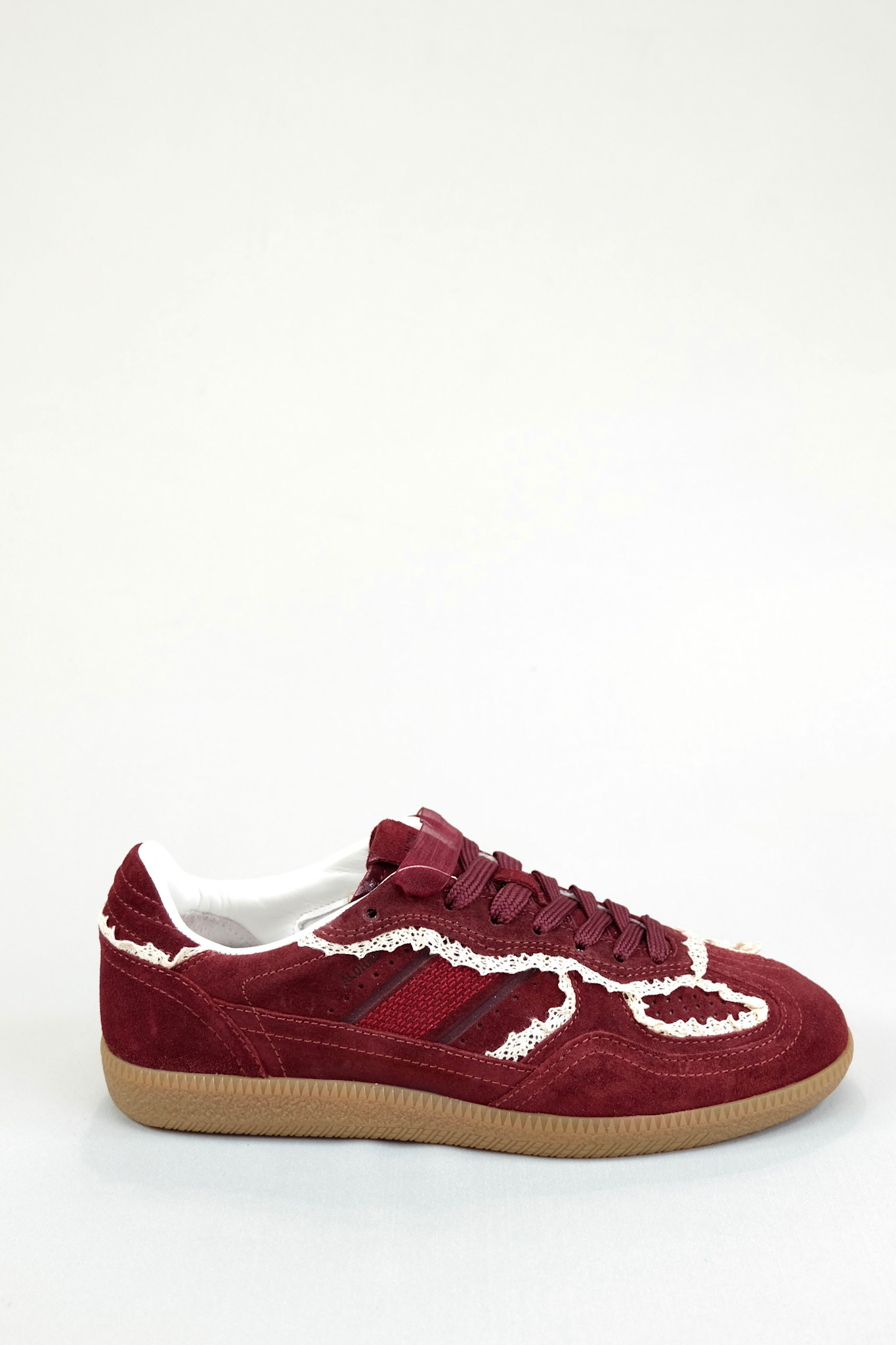 ALOHAS - tb.490 Crochet Sneaker - Burgundy Suede - Footloose