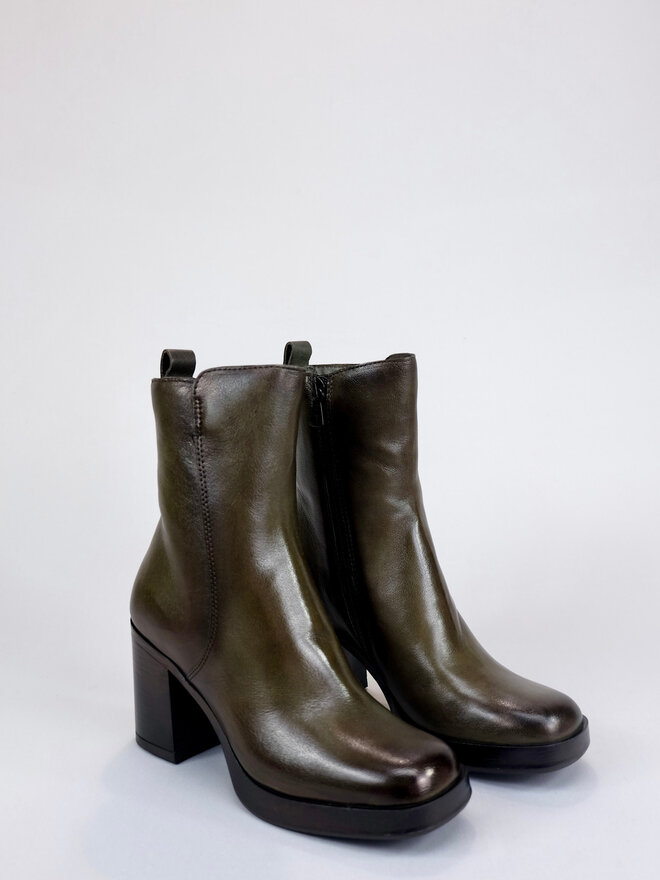 MJUS - P96331 Tall Dress Boot - Black - Footloose Shoes