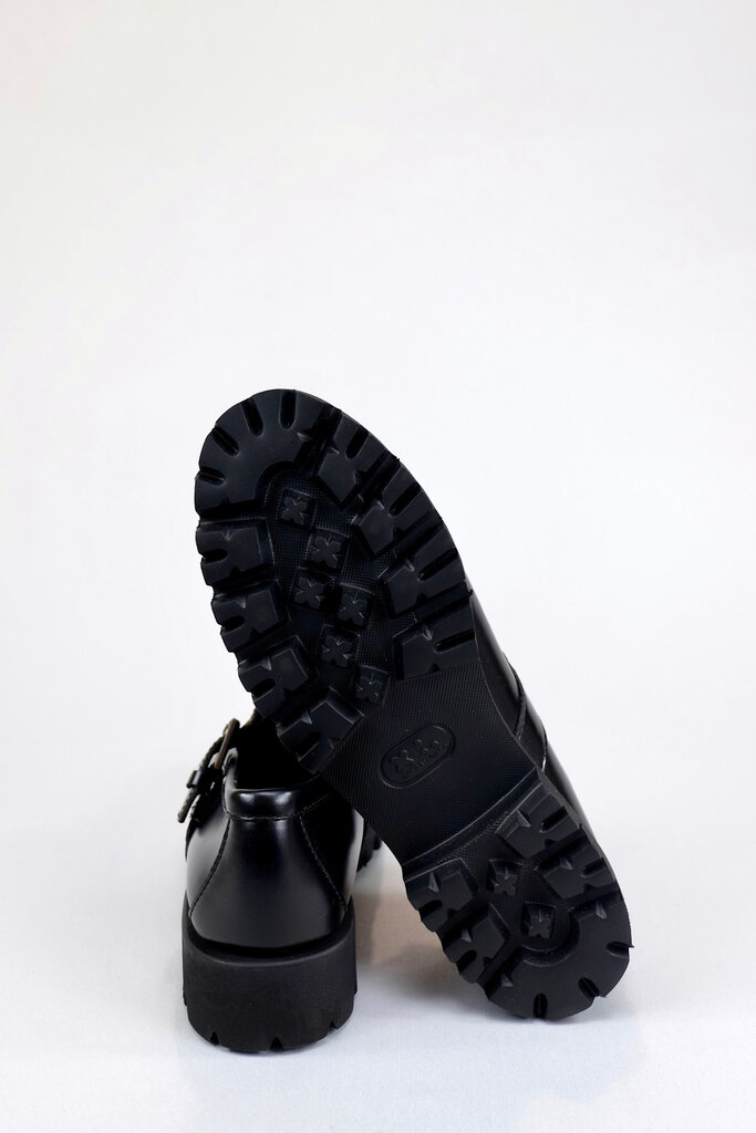 G.H. Bass Mary Jane Fisherman Lug