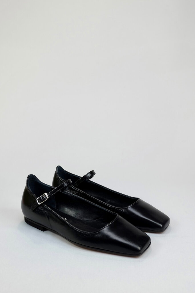 Sister x Soeur Babette