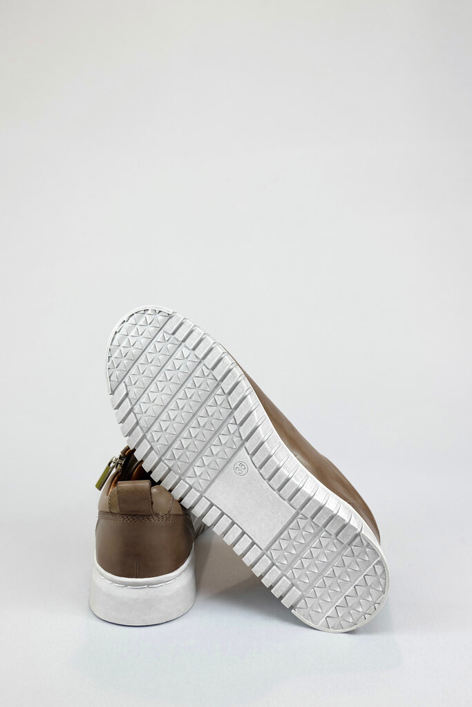 EOS Footwear Clarence