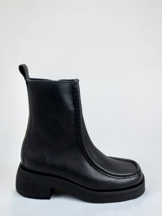 Clarks Originals Effery Zip Boot