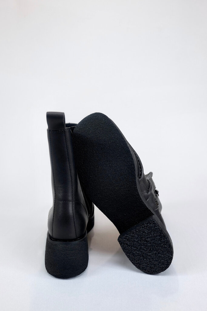 Clarks Originals Effery Zip Boot