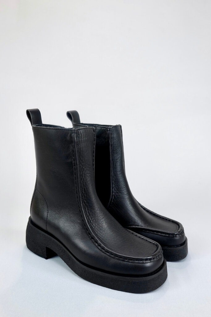 Clarks Originals Effery Zip Boot