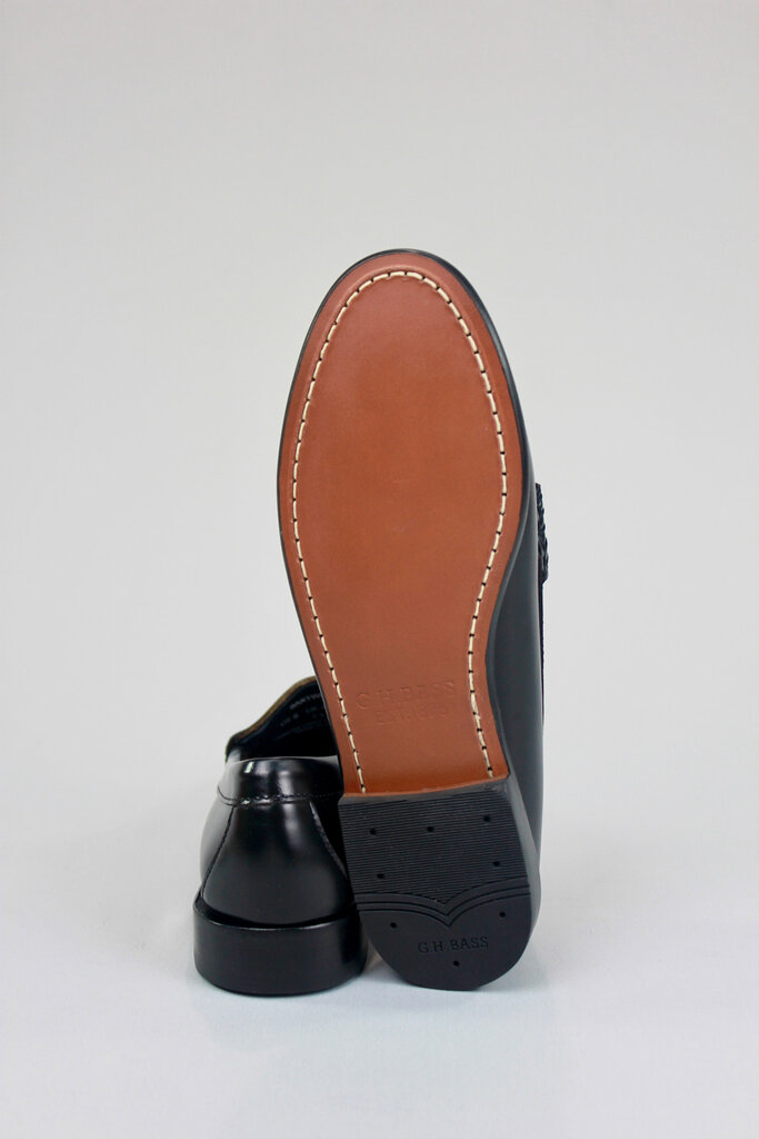 G.H. Bass Whitney Weejun