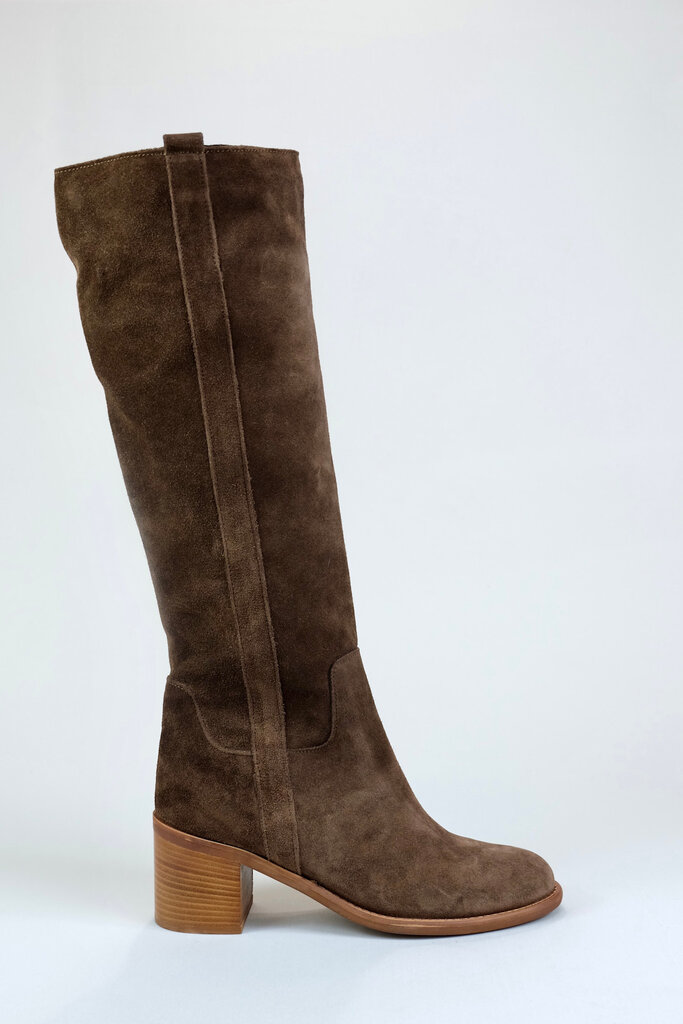 Sister x Soeur Margo