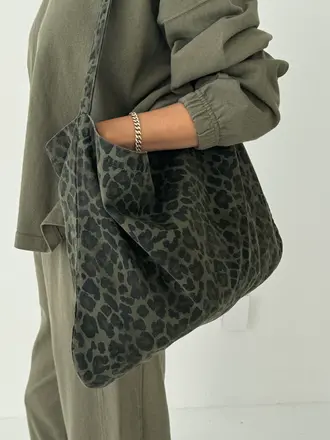 Le Bon Shoppe Happy Carry Bag