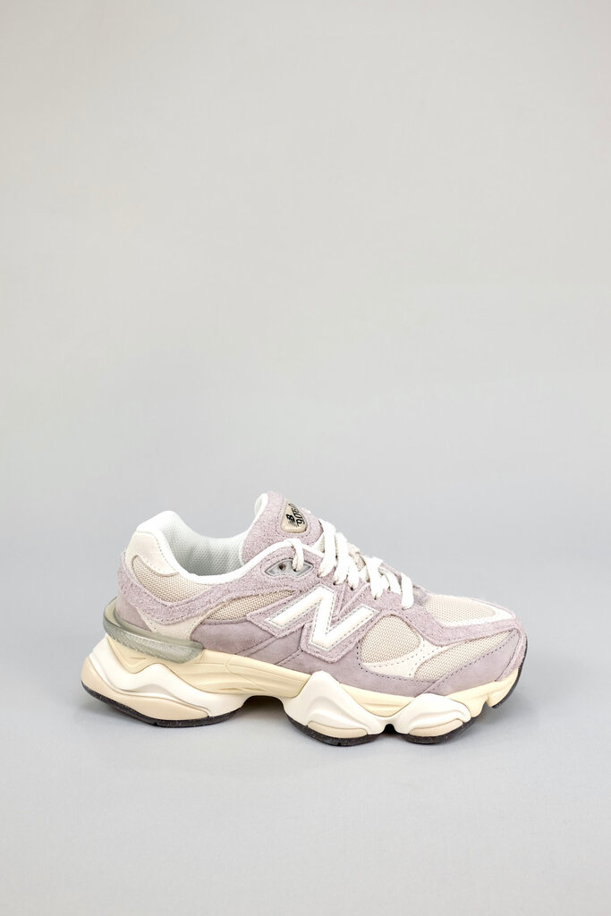 New Balance U906029M