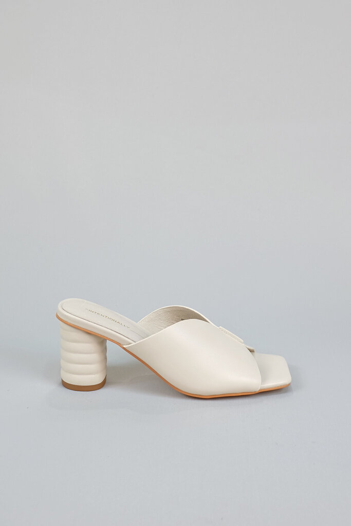 Intentionally Blank Kamika