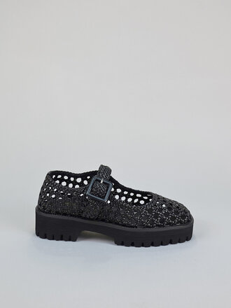 Intentionally Blank Veronique