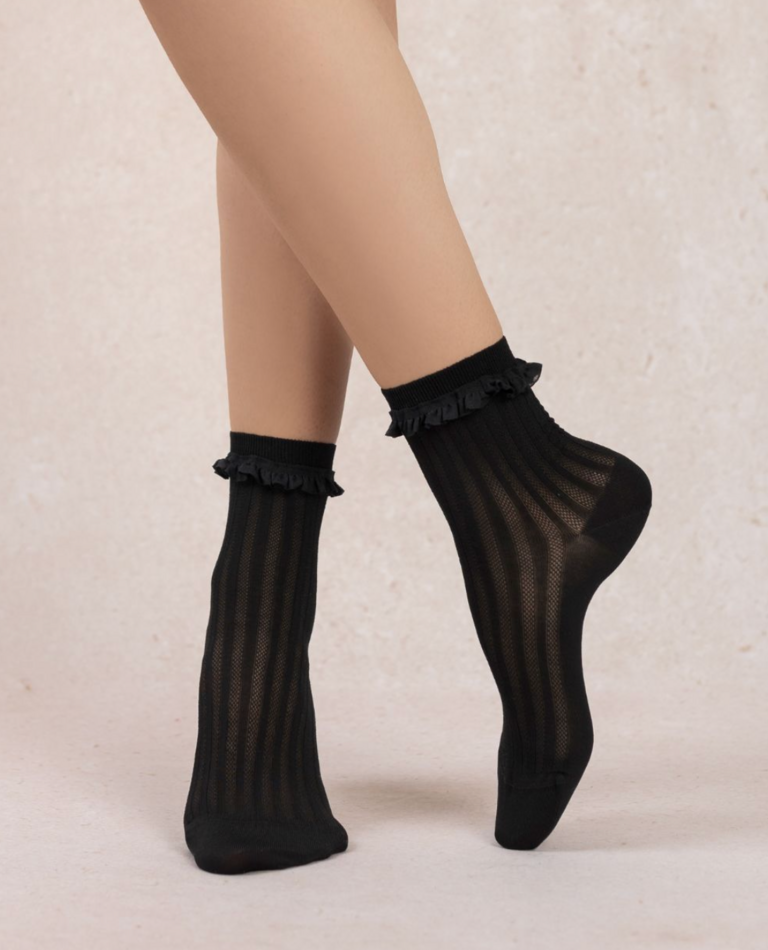 Bleuforet Ribbed Ankle Sock With Flounces