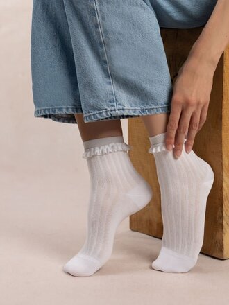 Bleuforet Ribbed Ankle Sock With Flounces