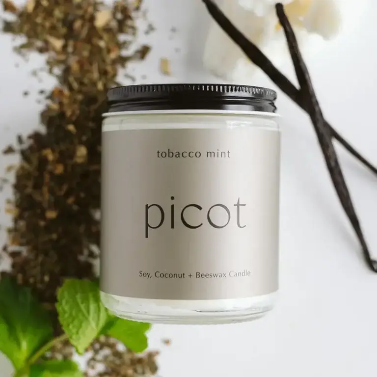 Picot Tobacco Mint Candle