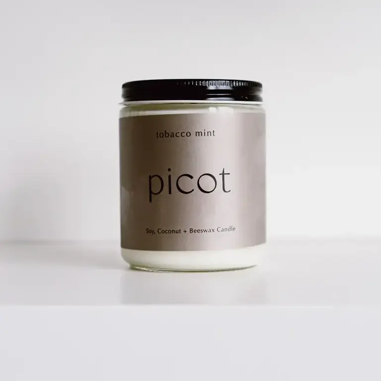 Picot Tobacco Mint Candle