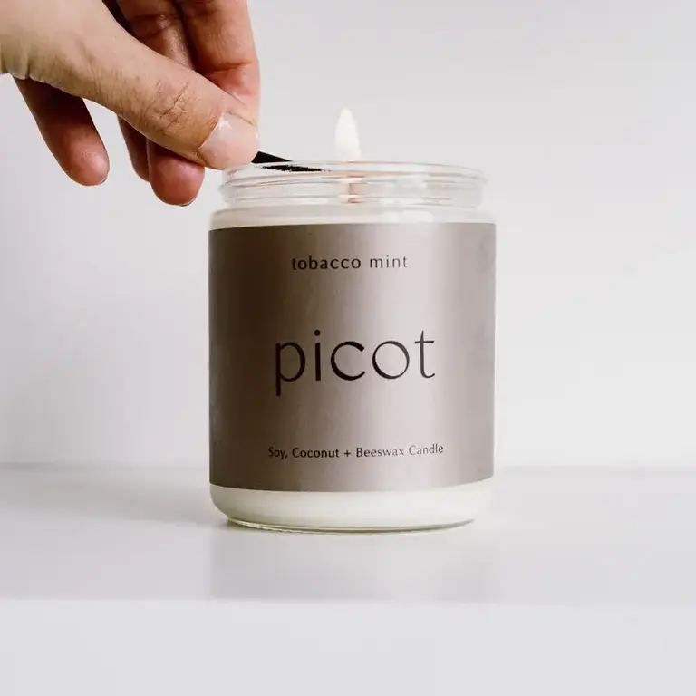 Picot Tobacco Mint Candle