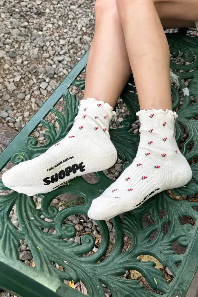 Le Bon Shoppe Petal Ruffle Hugger Crew Socks