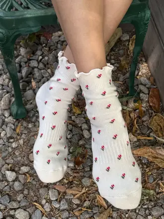 Le Bon Shoppe Petal Ruffle Hugger Crew Socks