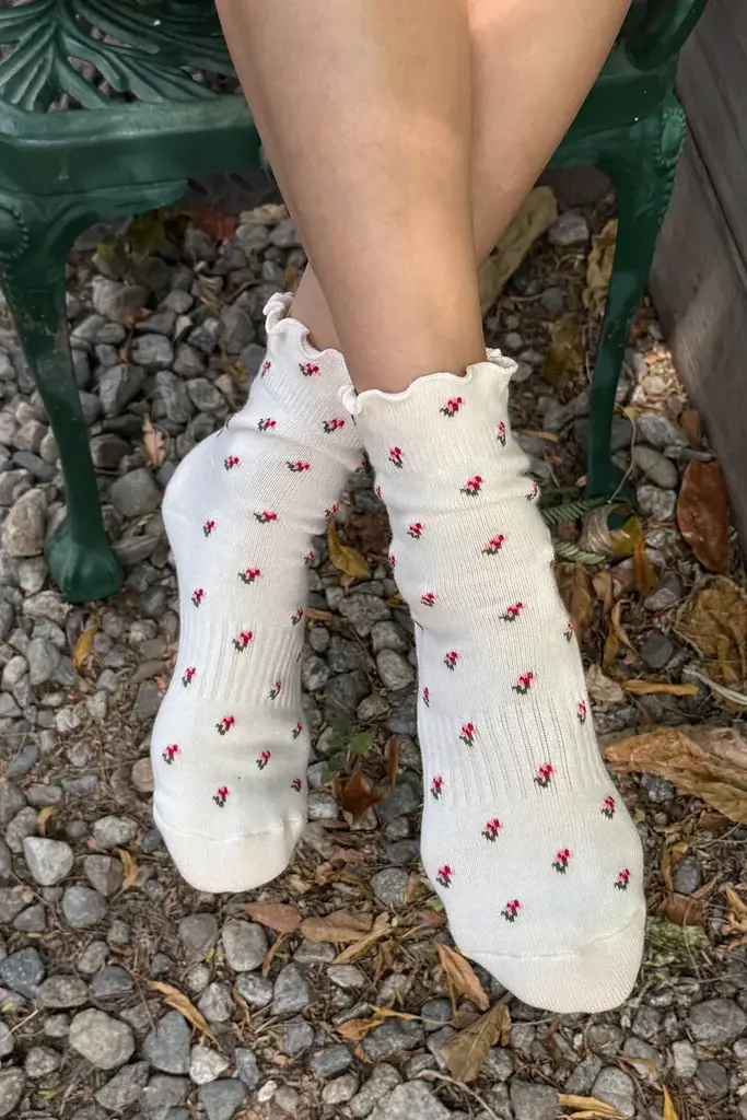 Le Bon Shoppe Petal Ruffle Hugger Crew Socks