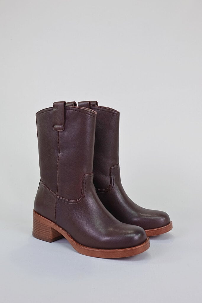 EOS Footwear Gaucho