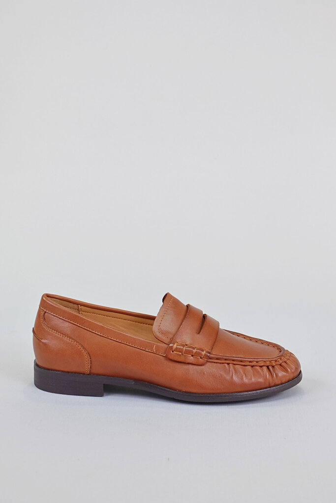 EOS Footwear Gana