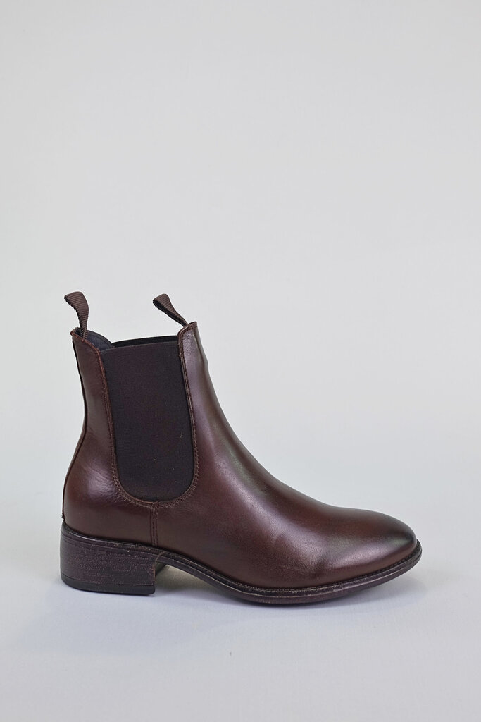 EOS Footwear Celina