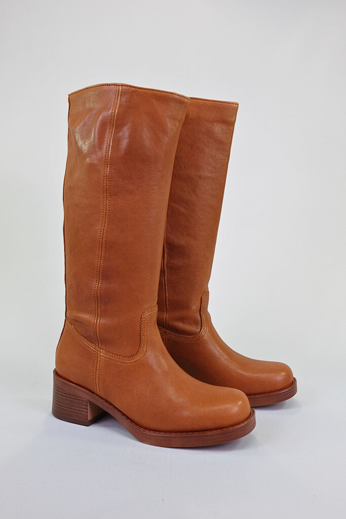 EOS Footwear Gauchicas