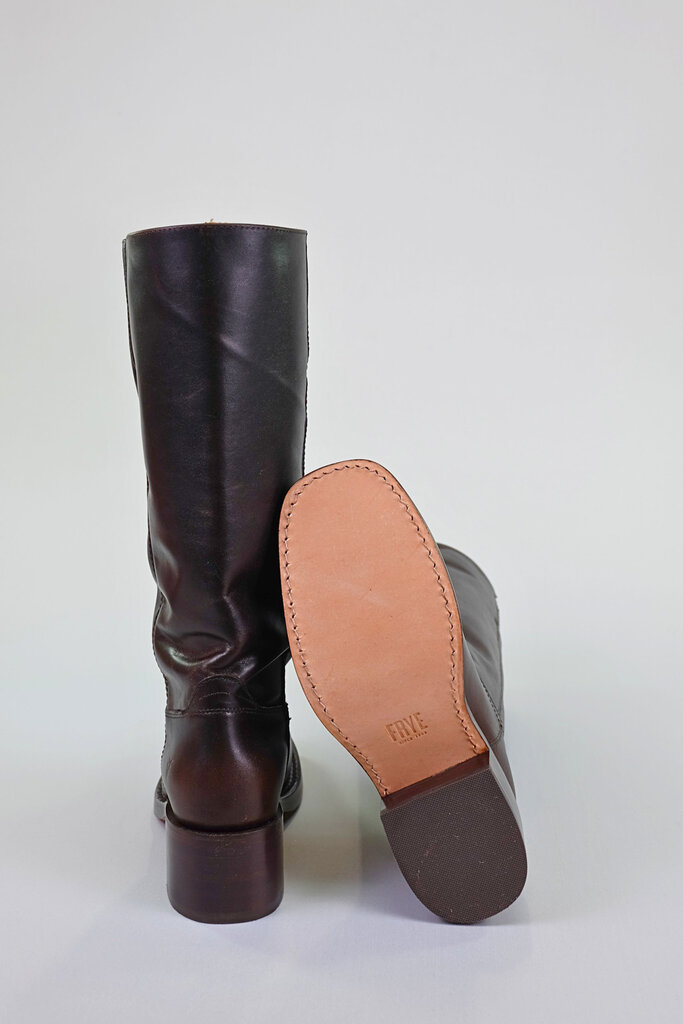 Frye Campus 14L
