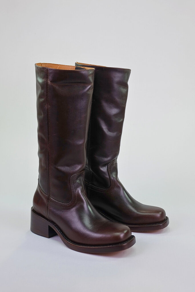 Frye Campus 14L