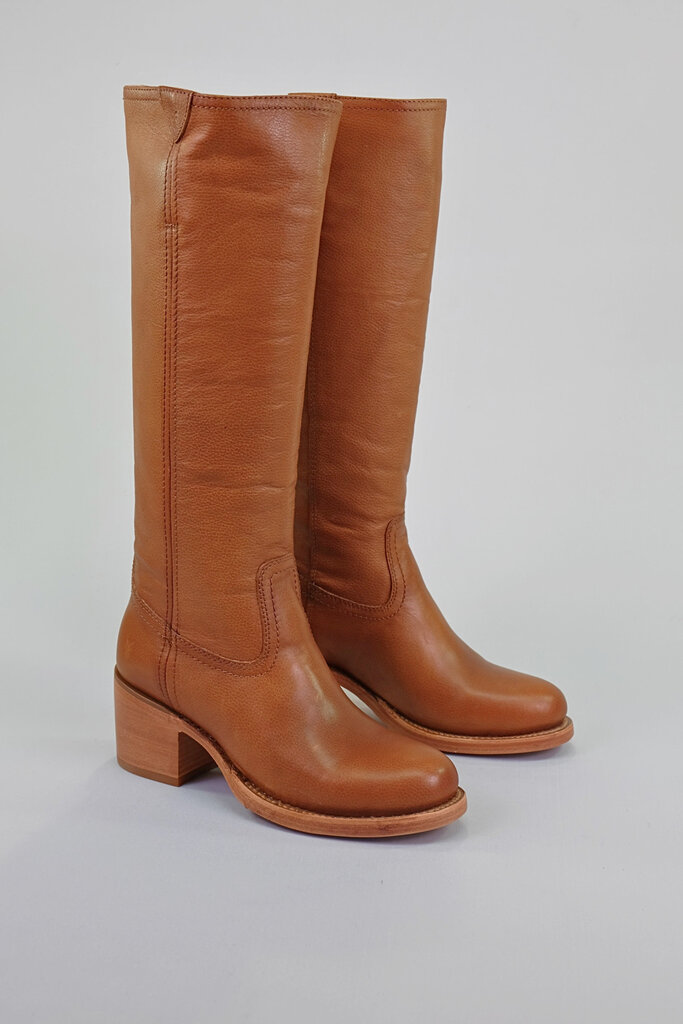 Frye Andy Pull On