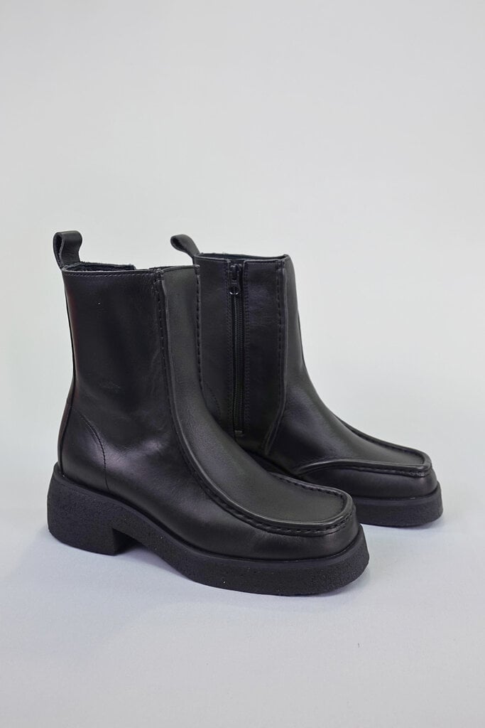 Clarks Originals Effery Zip Boot
