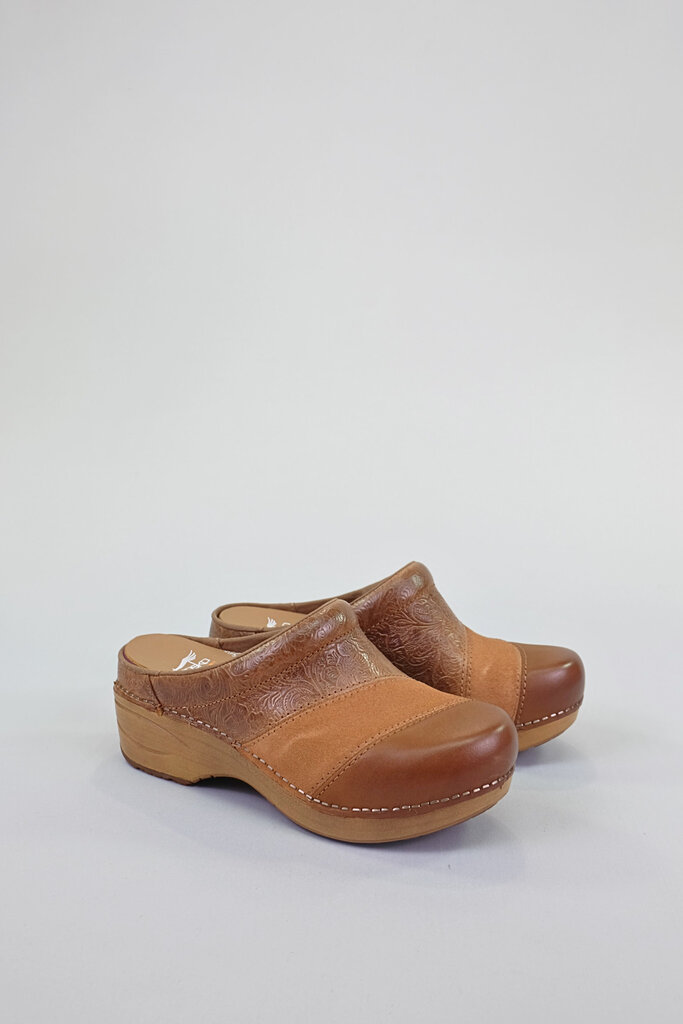 Dansko Zinnia Clog