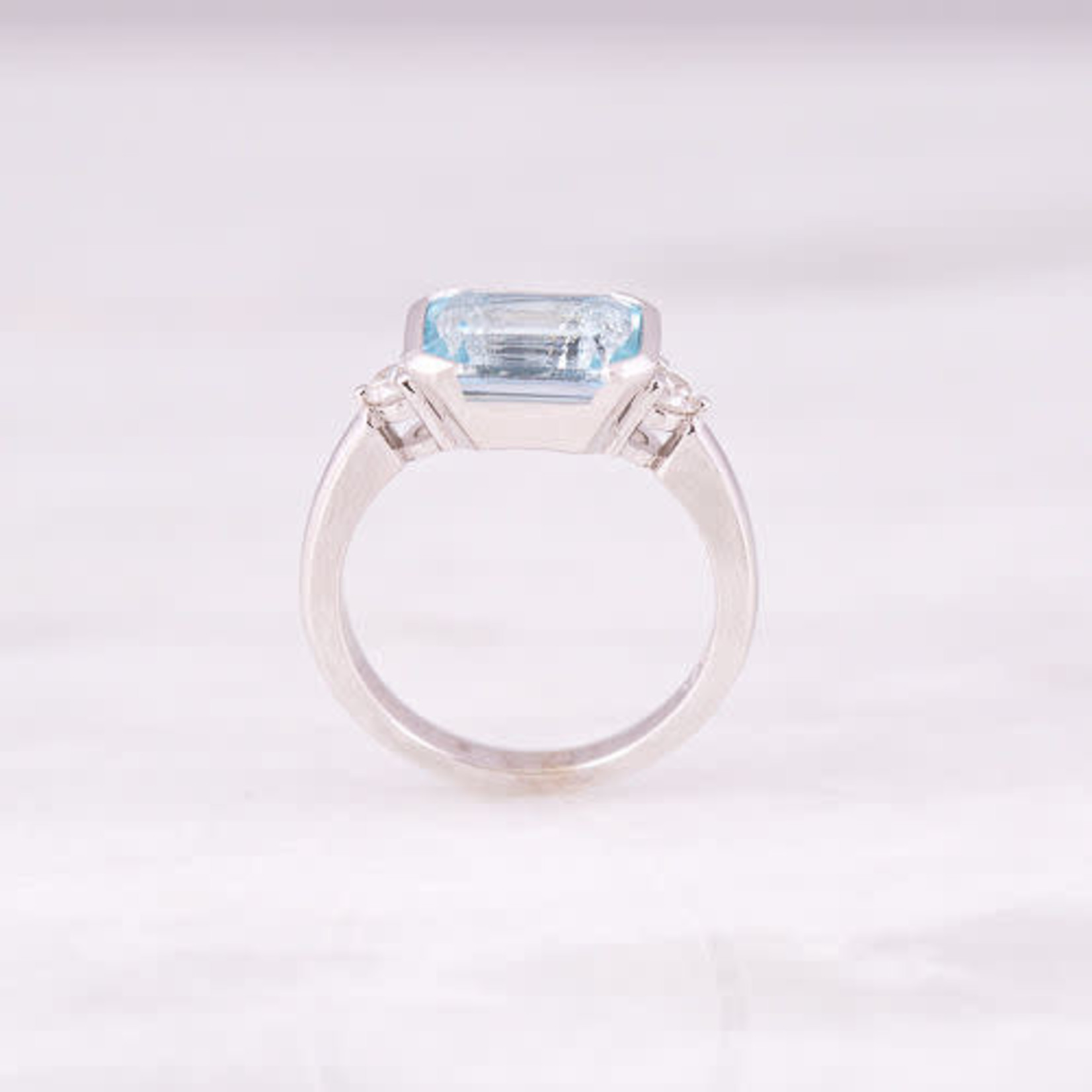 14K Gold Aqua Blue Topaz & Diamond Semi Bezel Ring