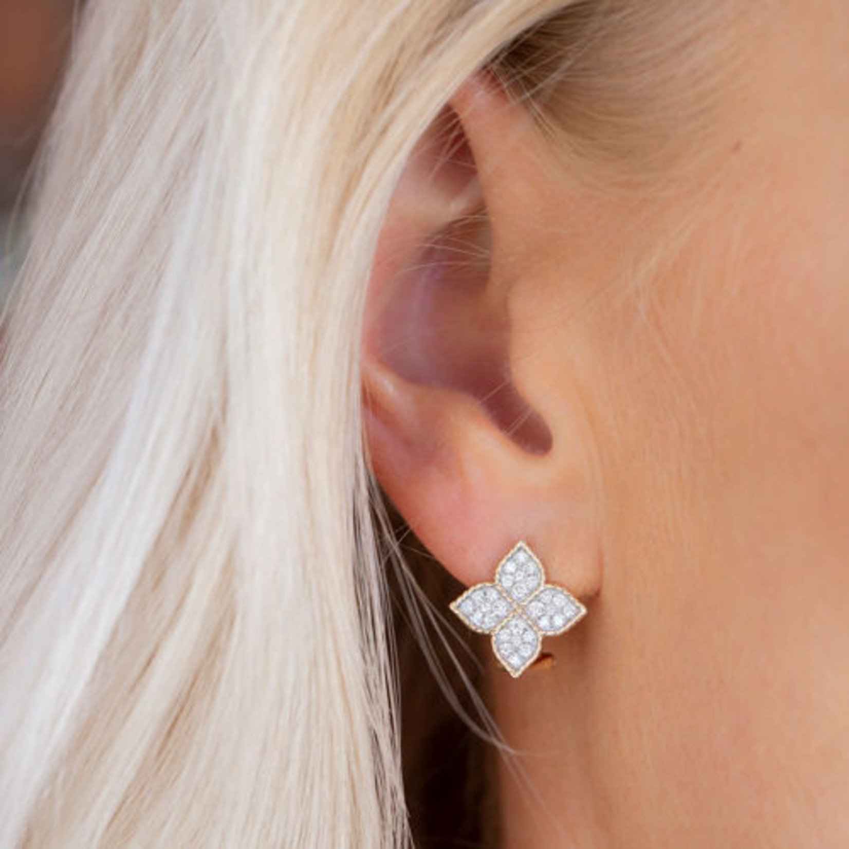 14K Yellow Gold Diamond Pave Clover Earrings