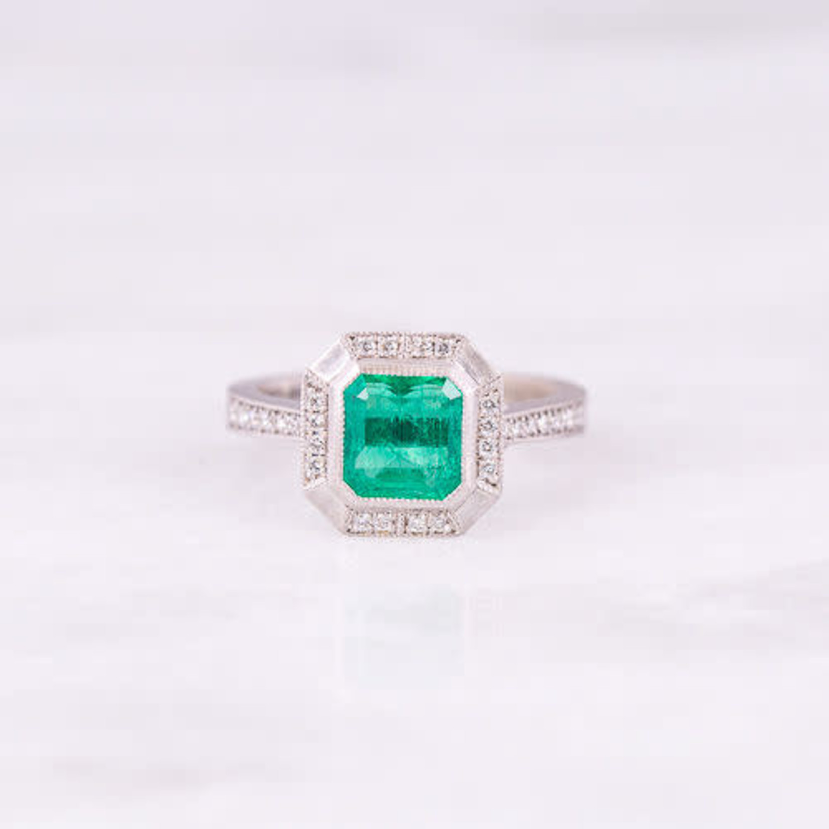 18K White Gold Emerald 2.03ctw & Diamond 0.25ctw Ring