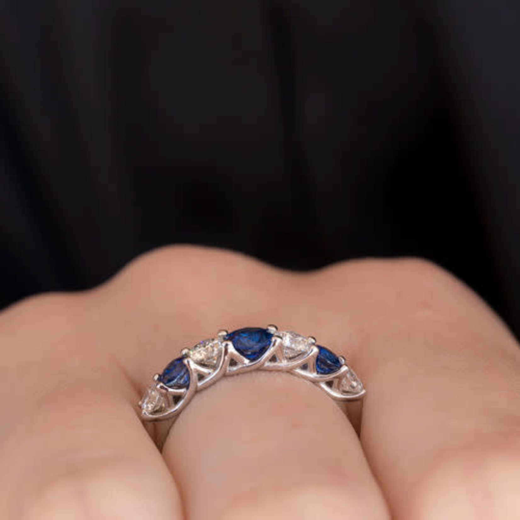 14K White Gold Sapphire & Diamond Trellis Band
