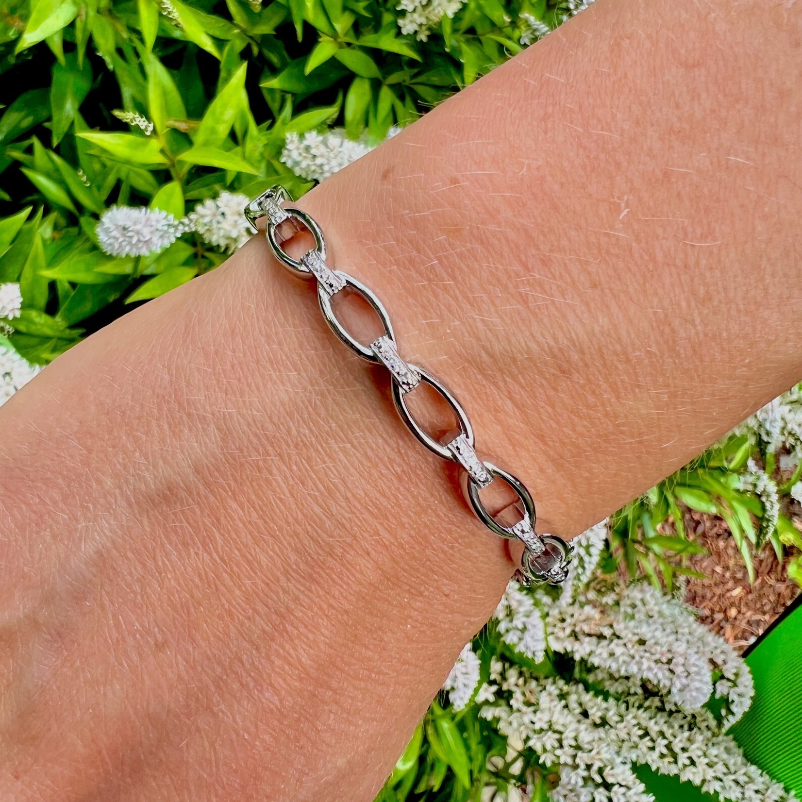 Sterling Silver Diamond Link Bangle