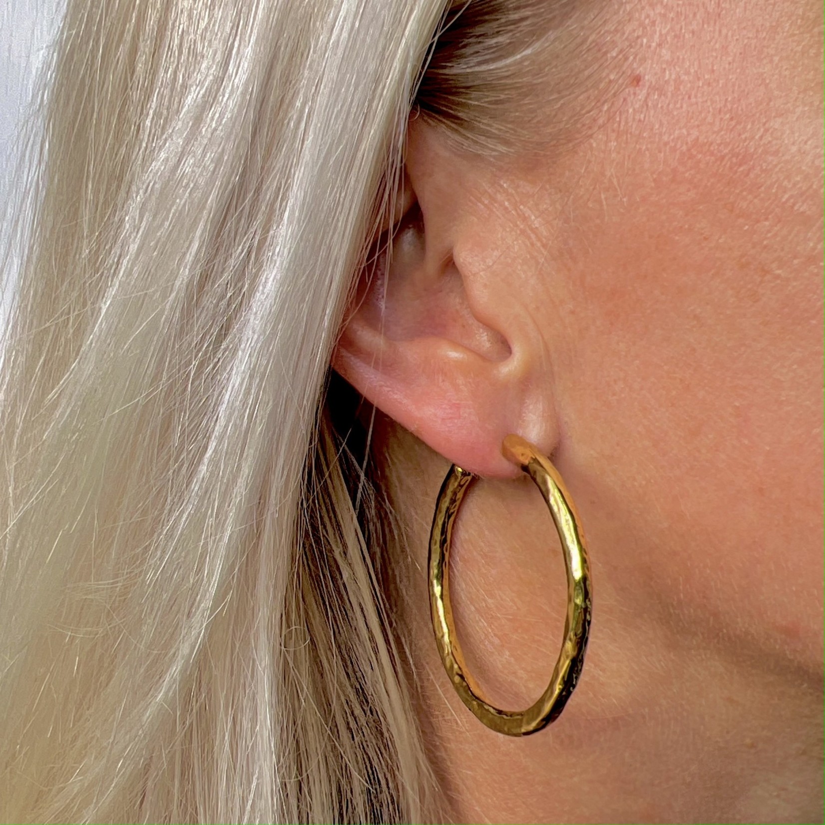 18K Yellow Gold Large Hammered Hoop Earrings