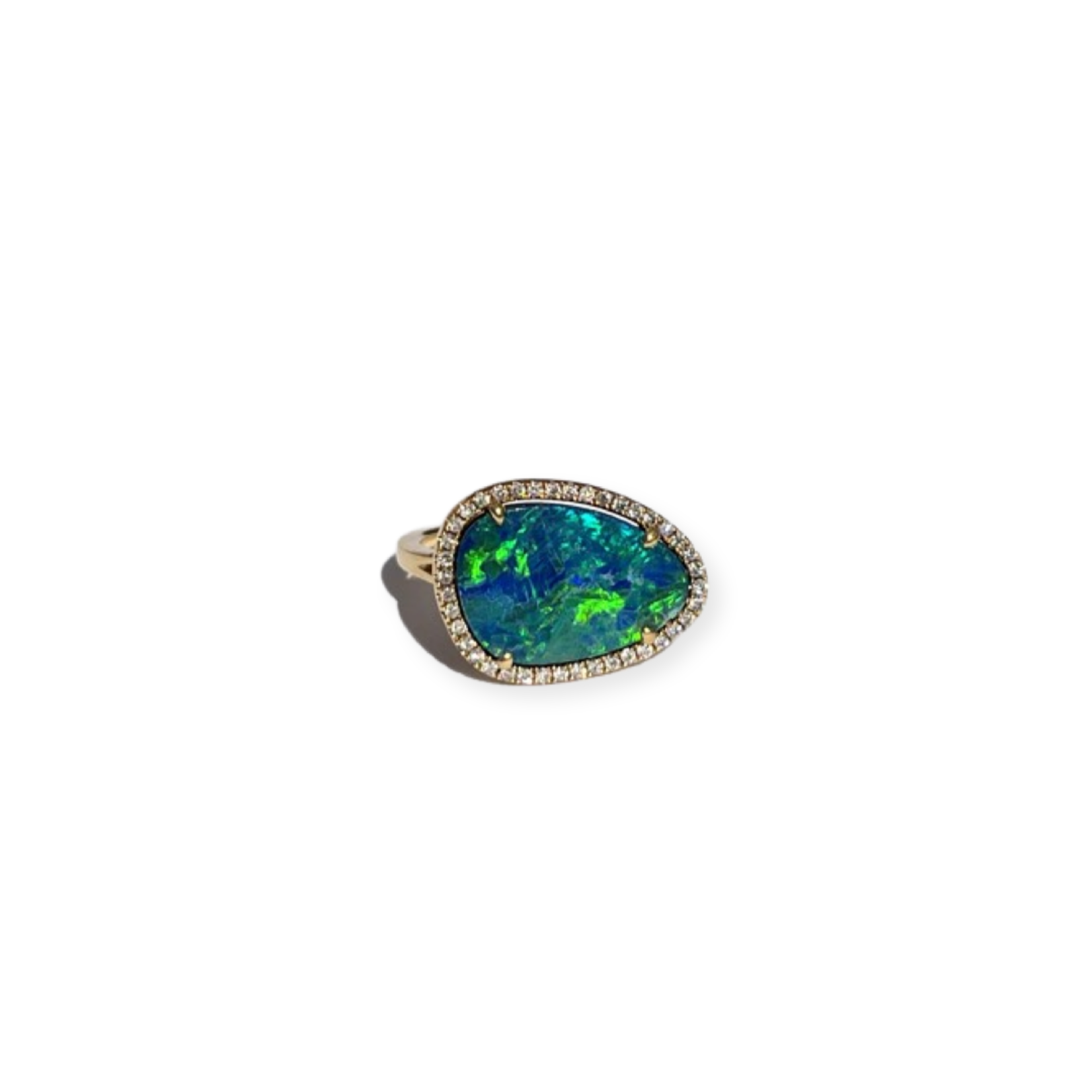 18K Yellow Gold Opal & Diamond Ring