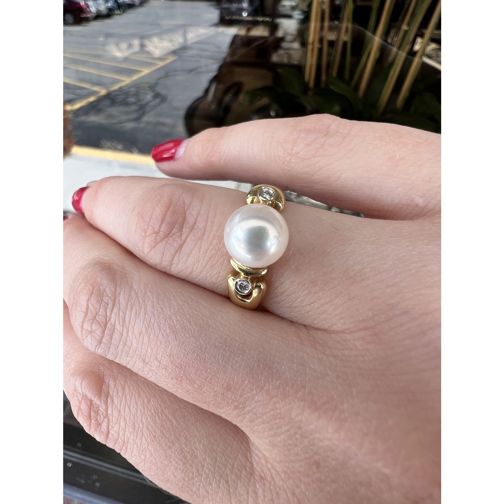 14K Yellow Gold 8mm Akoya Pearl and 0.04ctw Diamond Ring