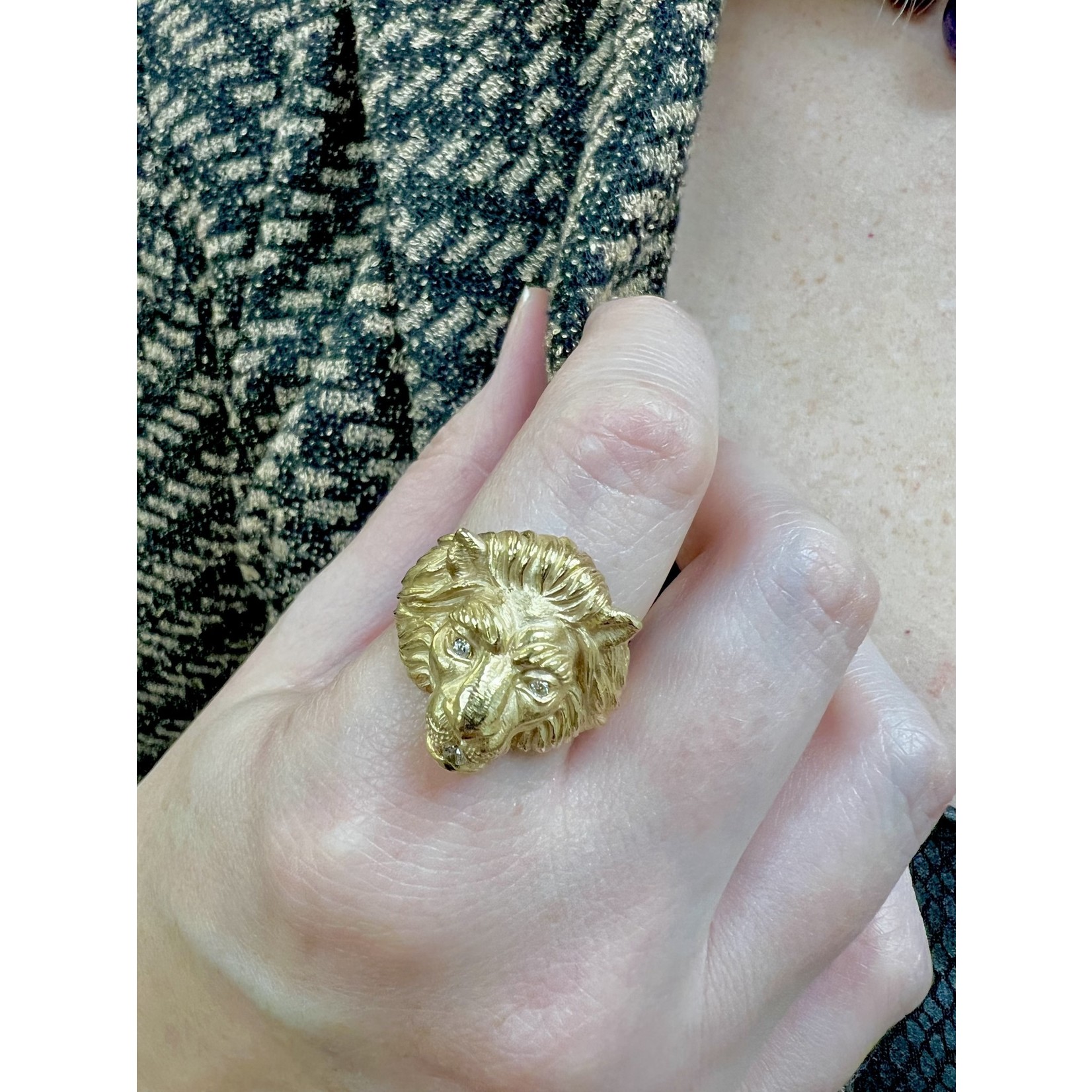 14K Yellow Gold Diamond Lion Ring